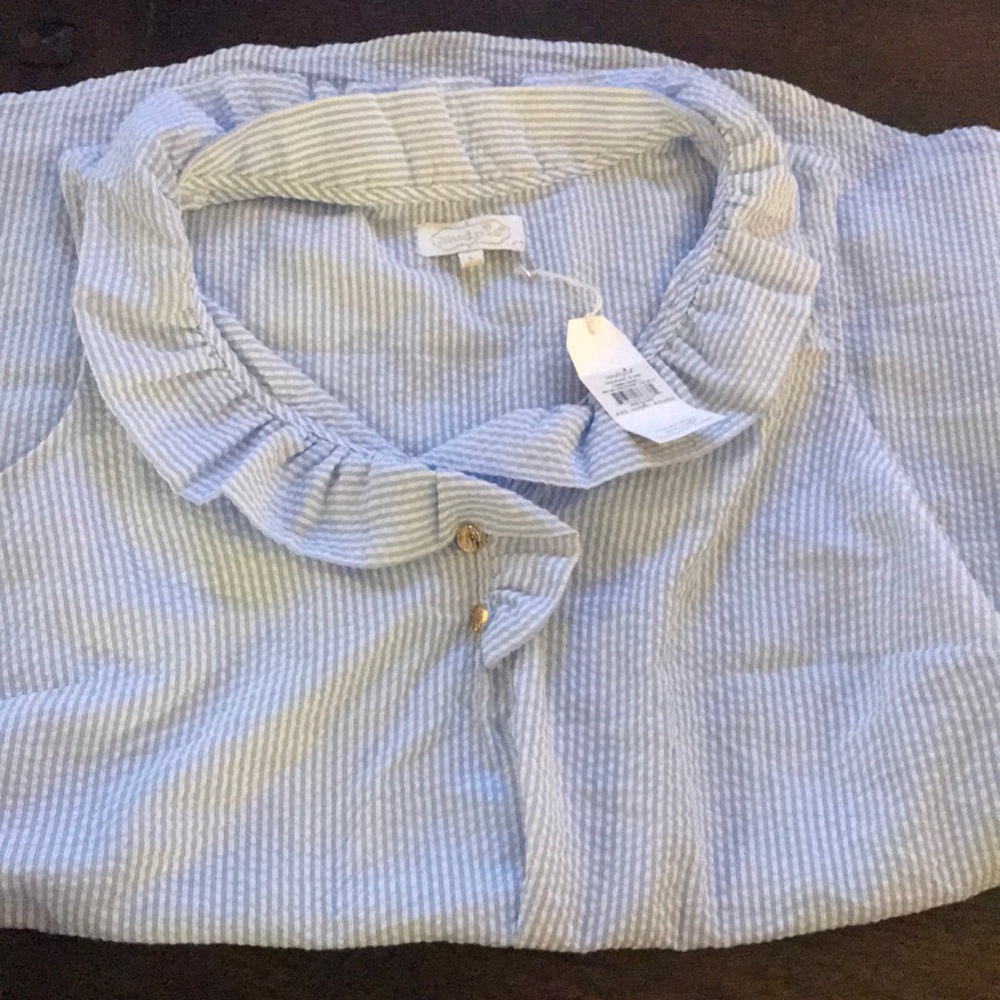 NWT MUD PIE SEERSUCKER TANK WITH RUFFLE NECK DETAI